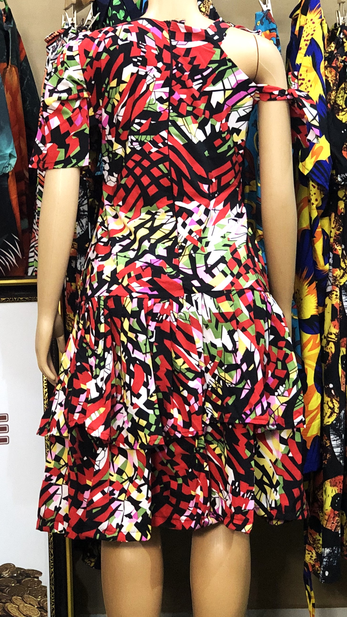 Off shoulder (G105)